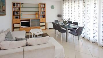 Apartment | Living room