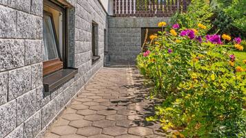 Apartment | Exterior