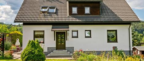 Apartment | Exterior