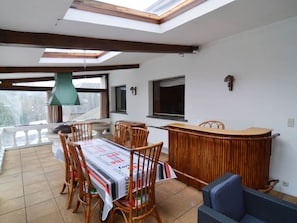 House | Balcony - Pleasant Holiday Home in Herbeumont near Semois River (Herbeumont)