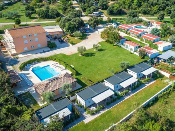 Mobile Home | Pool