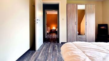 5 chambres, ameublement personnalisé, draps fournis