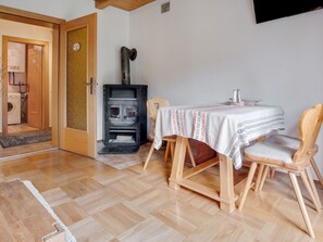 Dining - Mountain View Chalet in Flattnitz With Sauna (Gloednitz)