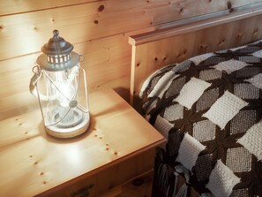 2 bedrooms, bed sheets - Mountain View Chalet in Flattnitz With Sauna (Gloednitz)