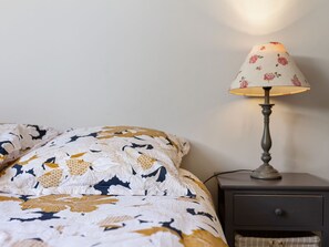 2 kamar tidur dan seprai linen