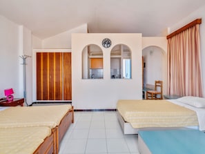 House | 1 bedroom