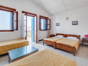 House | 1 bedroom