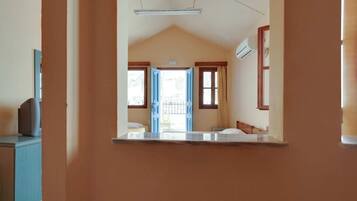 House | Room amenity