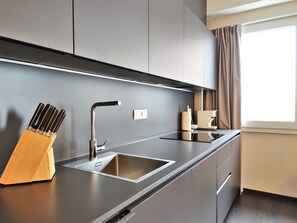 Fridge, dishwasher - Refined Apartment in Venice near Mestre City Center (Mestre)
