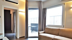 Living room - Classy Apartment in Venice near Venice Island (Mestre)