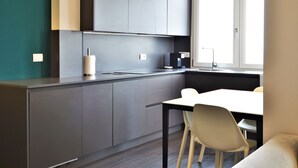 Fridge, dishwasher - Comfortable Apartment in Venice Near a Strea (Mestre)