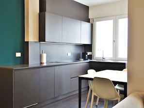 Fridge, dishwasher - Comfortable Apartment in Venice Near a Strea (Mestre)