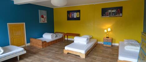 Maison | 2 chambres, ameublement unique, fer et planche Ă repasser