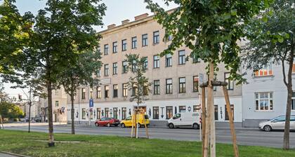 Simplistic Holiday Home in Wien near Schönbrunn Palace
