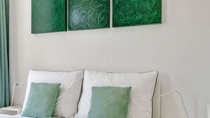 Living room - Simplistic Holiday Home in Wien near Schönbrunn Palace (Vienna)