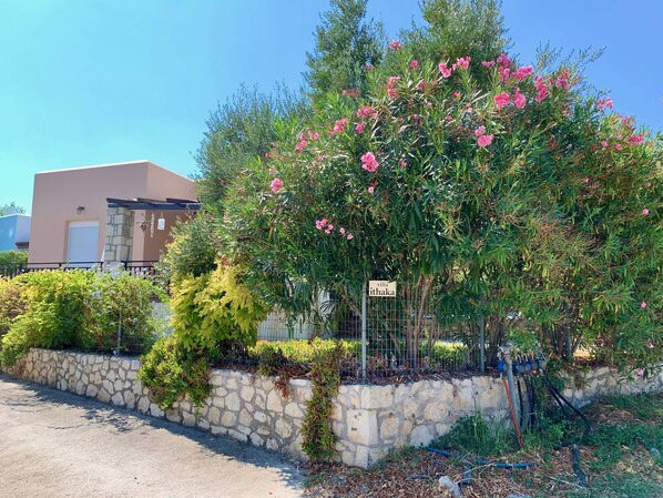 Villa | Exterior
