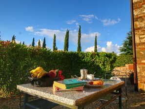 Dining - Pretty Farmhouse With Terrace (Radda in Chianti)