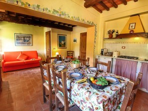 Apartment | Dining