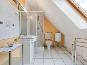 Bathroom - Attractive Apartment in Klütz near Sea (Klütz)