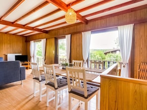 Dining - Scenic Chalet in Gouvy With Garden (Gouvy)