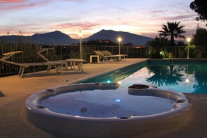 Outdoor pool, a heated pool - Mansion in Case Alte With Pool & Nature Trails (Sant'Omero)