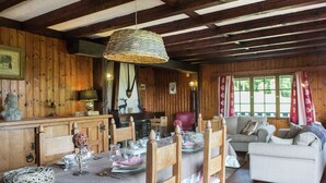Dining - Scenic Chalet in Durbuy With Terrace (Durbuy)