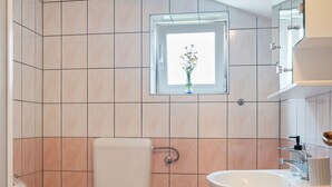 Unclassified image, 5 of 33, button - Inviting Apartment in Viganj With Patio (Orebic)
