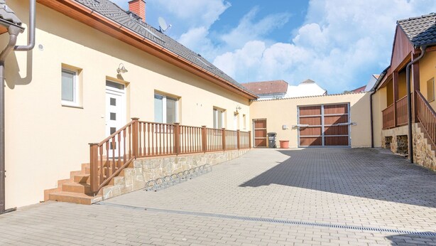 Exterior - Luxurious Holiday Home in Babice With Swimming Pool (Babice)