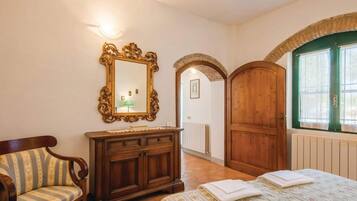 1 bedroom, individually furnished, bed sheets