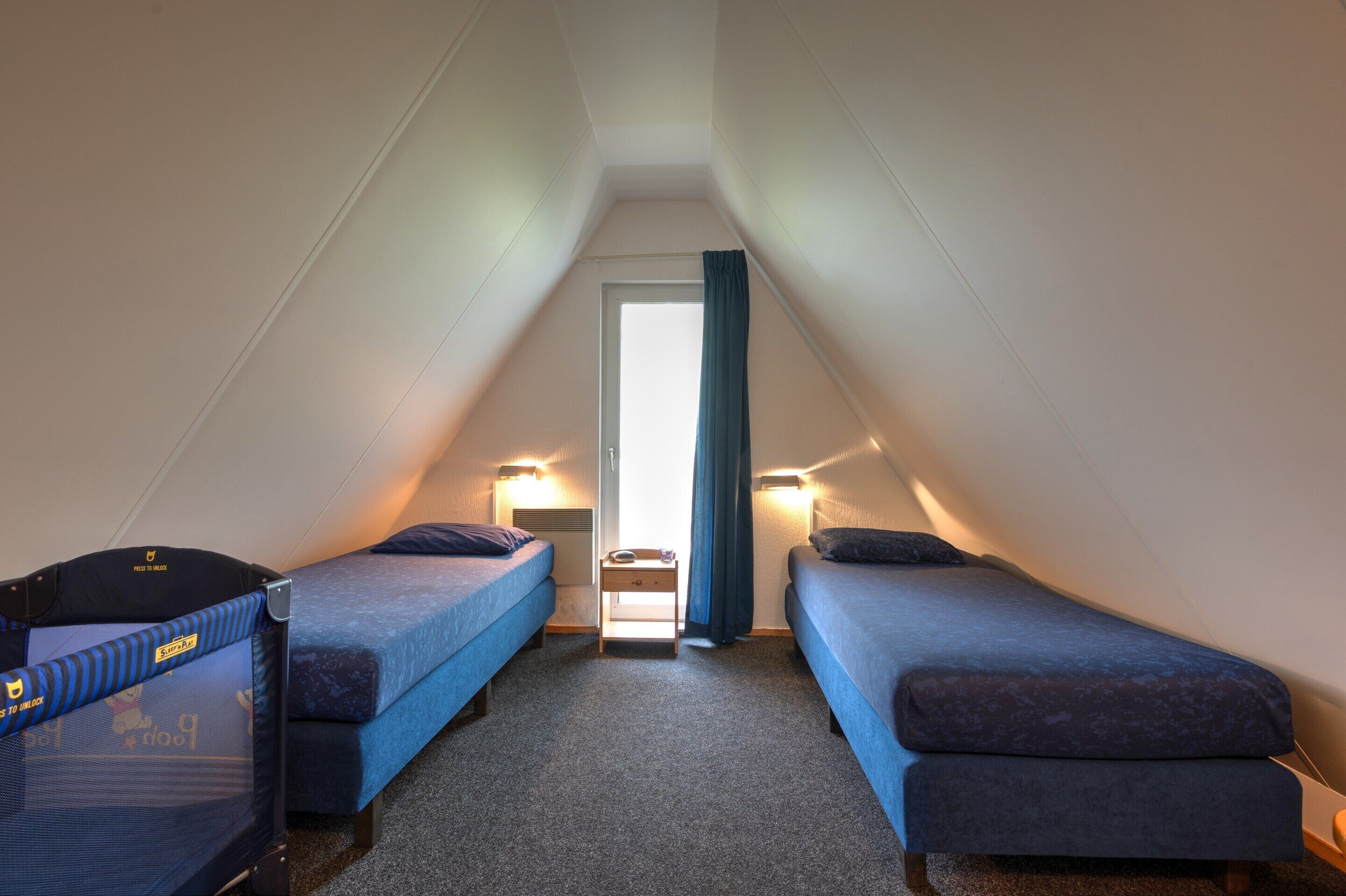 3 bedrooms, individually furnished, bed sheets