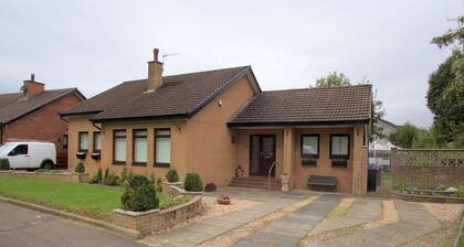 Modern Holiday Home in Doonfoot Near Ayr Beach With Garden
