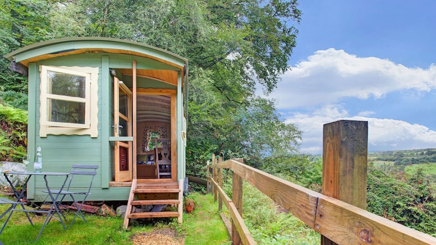 Shepherds Hut Near Exmoor National Park