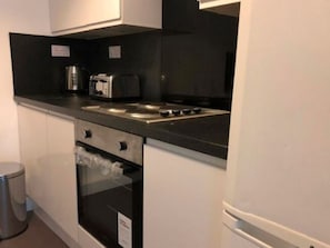 Apartment | Private kitchen | Fridge, microwave, oven, electric kettle