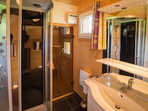 Chalet | Bathroom - Pretty Chalet in Bad St Leonhard near Klippitztörl Ski Area (Wolfsberg)