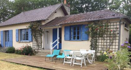 Charming Cottage in Normandy for Family Close to Seabeach