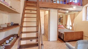 1 bedroom, individually furnished, bed sheets - Lush Holiday Home in Sainte-croix-de-caderle With Terrace (Sainte-Croix-de-Caderle)