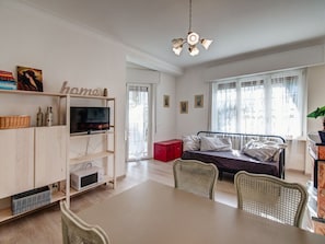 Dining - Relaxing Holiday Home in Sanremo near Beach (Sanremo)