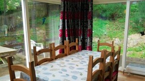 Dining - Innovative Apartment in Boat of Garden near Abernethy Forest (Boat of Garten)