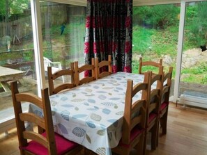 Dining - Innovative Apartment in Boat of Garden near Abernethy Forest (Boat of Garten)