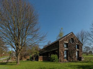 Exterior - Rustic Holiday Home with Sauna near Ski Area & Nature Reserve (Waimes)