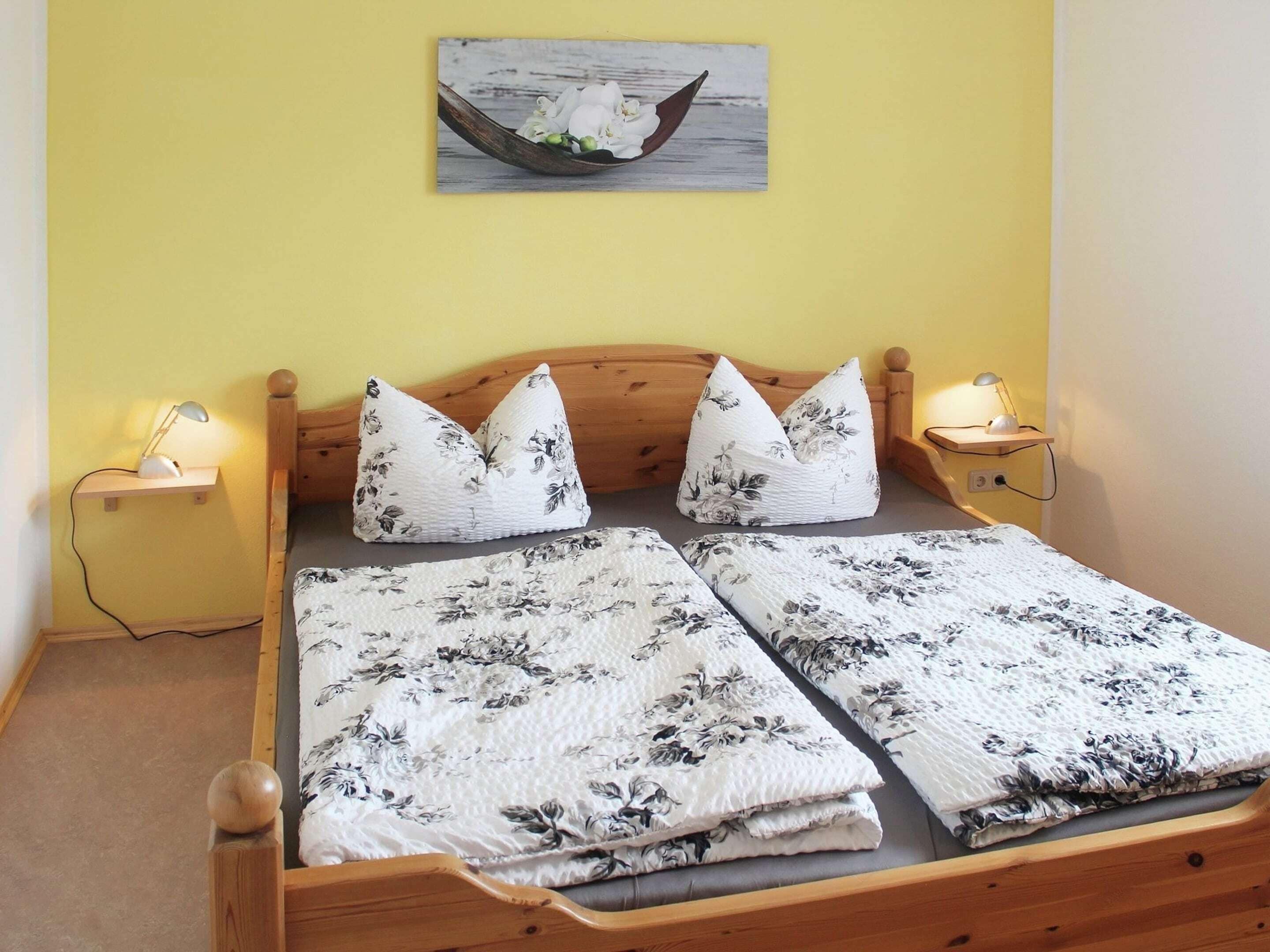 Apartment | 2 bedrooms, individually furnished, bed sheets