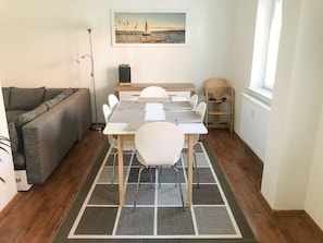 2 bedrooms, bed sheets - Attractive Apartment in Freiberg near Center (Freiberg)