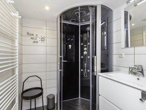 House | Bathroom
