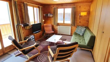 Chalet | Living area