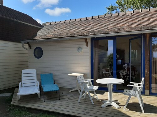 Holiday Home in Normandy With Centre and Seabeach Nearby