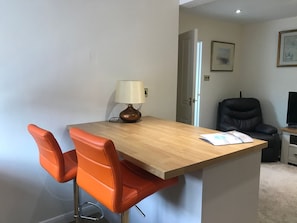 Dining - Sheltered Apartment in Breedon on Hill near Golf Club (Derby)