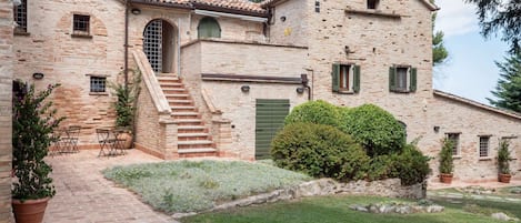 House | Exterior