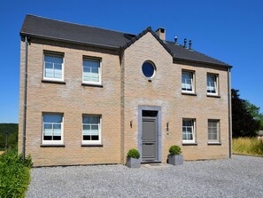 Villa | Exterior - Villa in Durbuy With Swimming Pool (Durbuy)