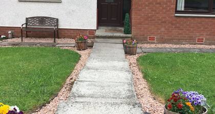 Hill View Apartment in Dunkeld near Hermitage Reserve
