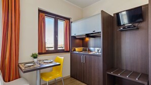 Dining - Upscale Apartment in Torre Melissa near Beach (Melissa)
